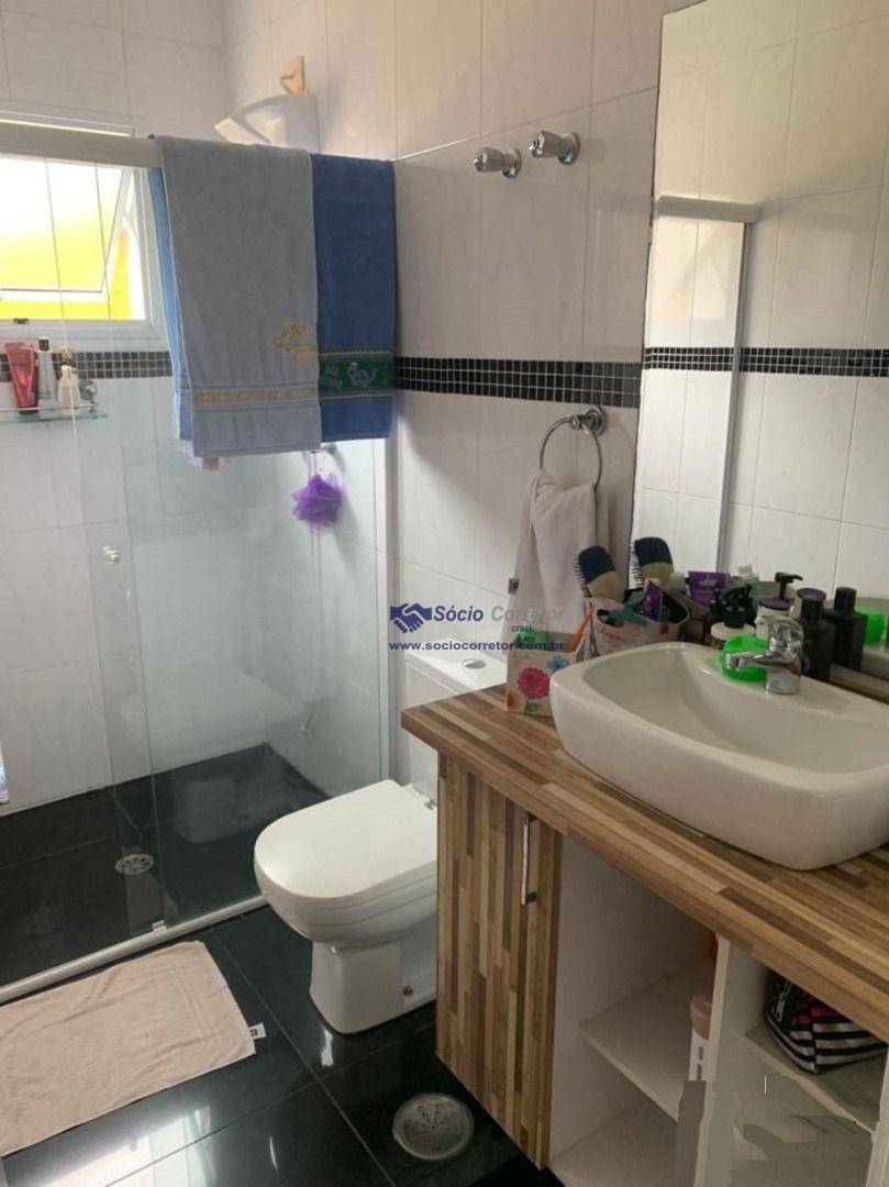 Sobrado à venda com 4 quartos, 200m² - Foto 19