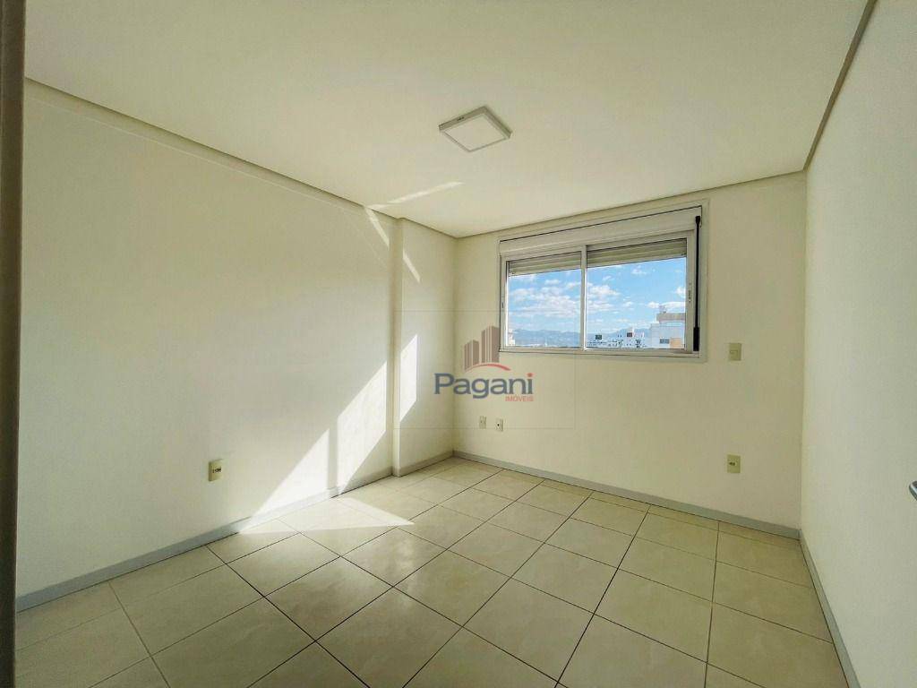 Apartamento para alugar com 2 quartos, 80m² - Foto 6