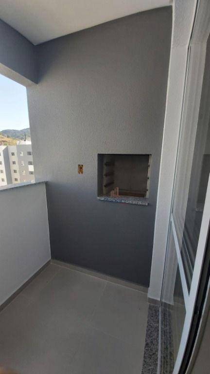 Apartamento à venda com 2 quartos, 54m² - Foto 6