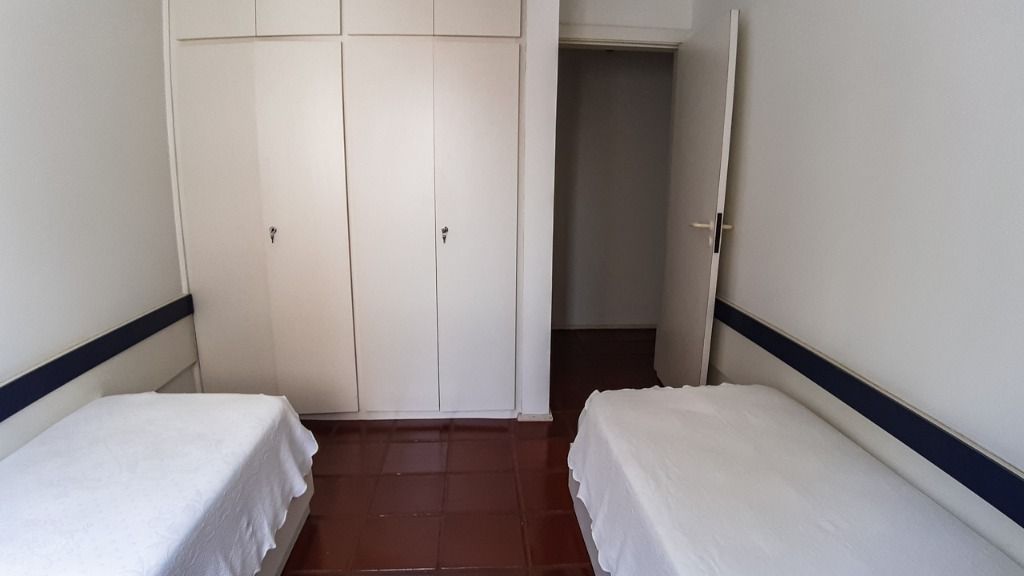 Apartamento à venda com 3 quartos, 130m² - Foto 13