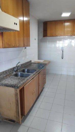 Apartamento à venda com 3 quartos, 101m² - Foto 8