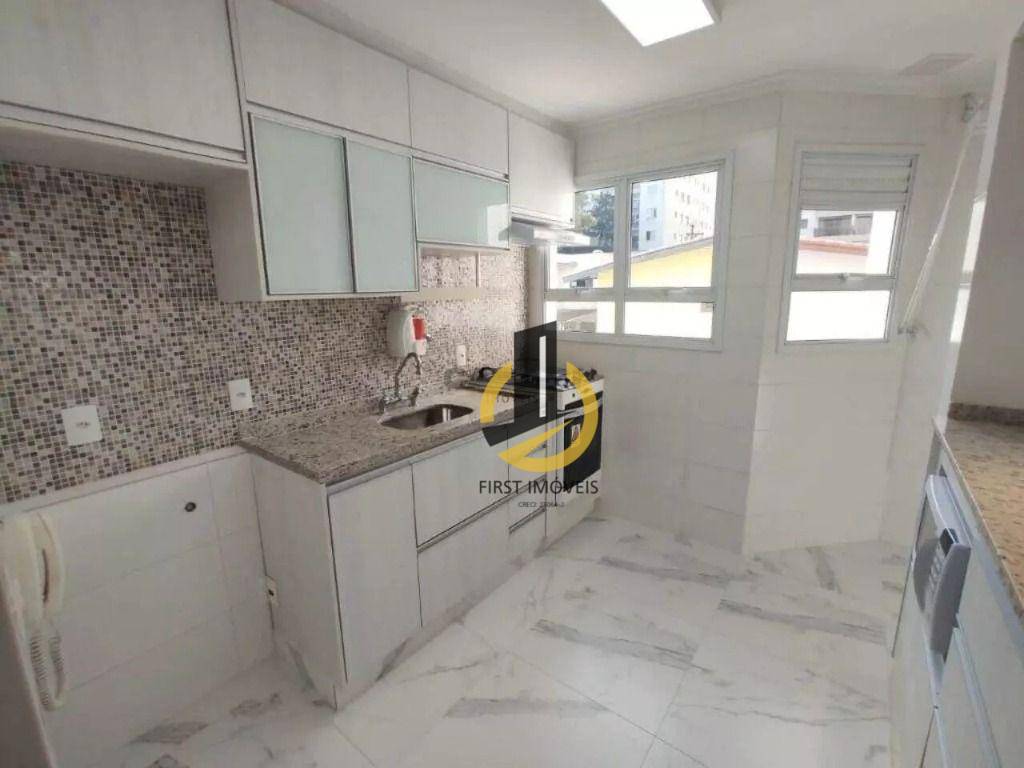 Apartamento à venda com 2 quartos, 68m² - Foto 5