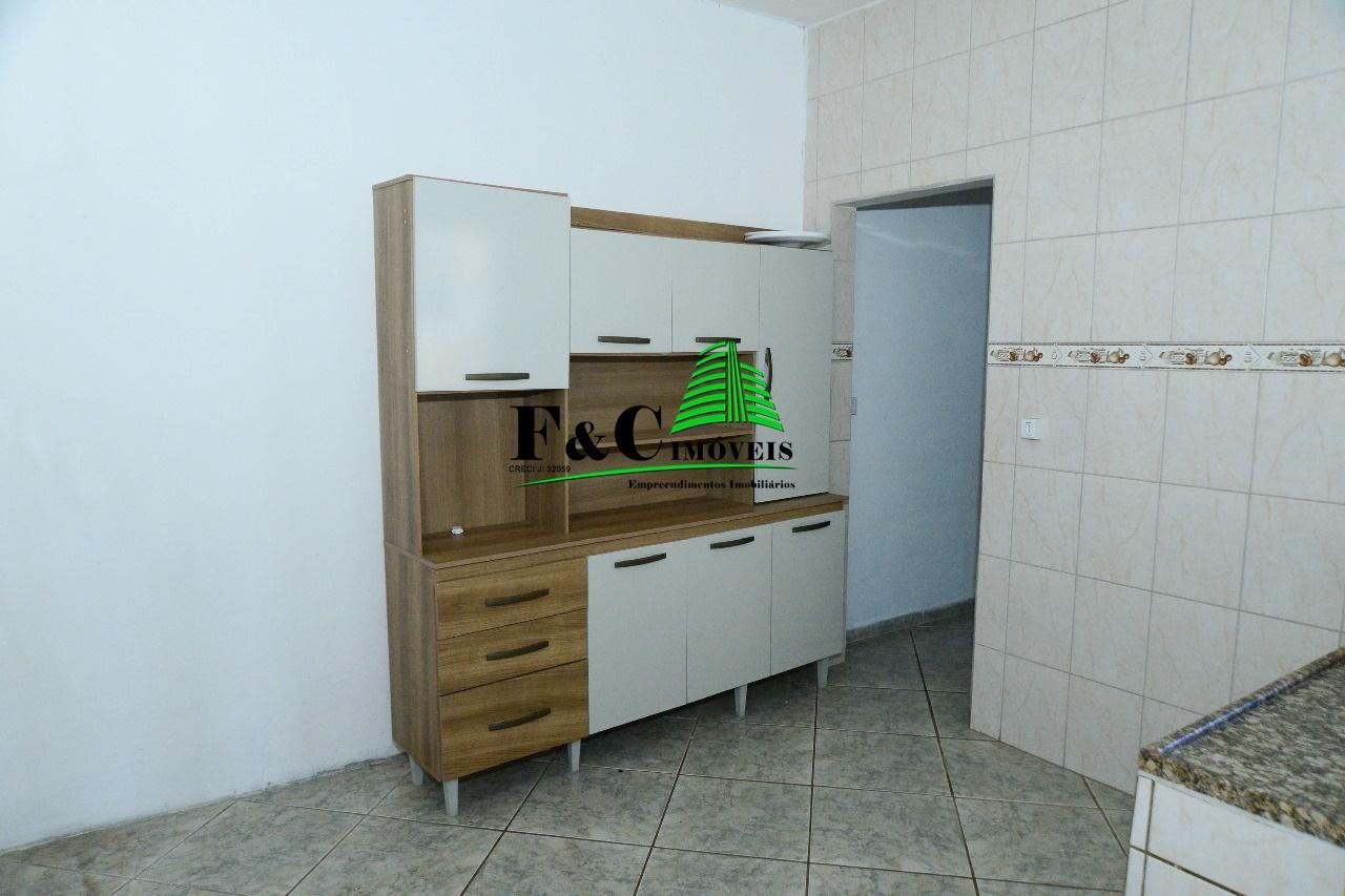 Casa à venda com 4 quartos, 250m² - Foto 31