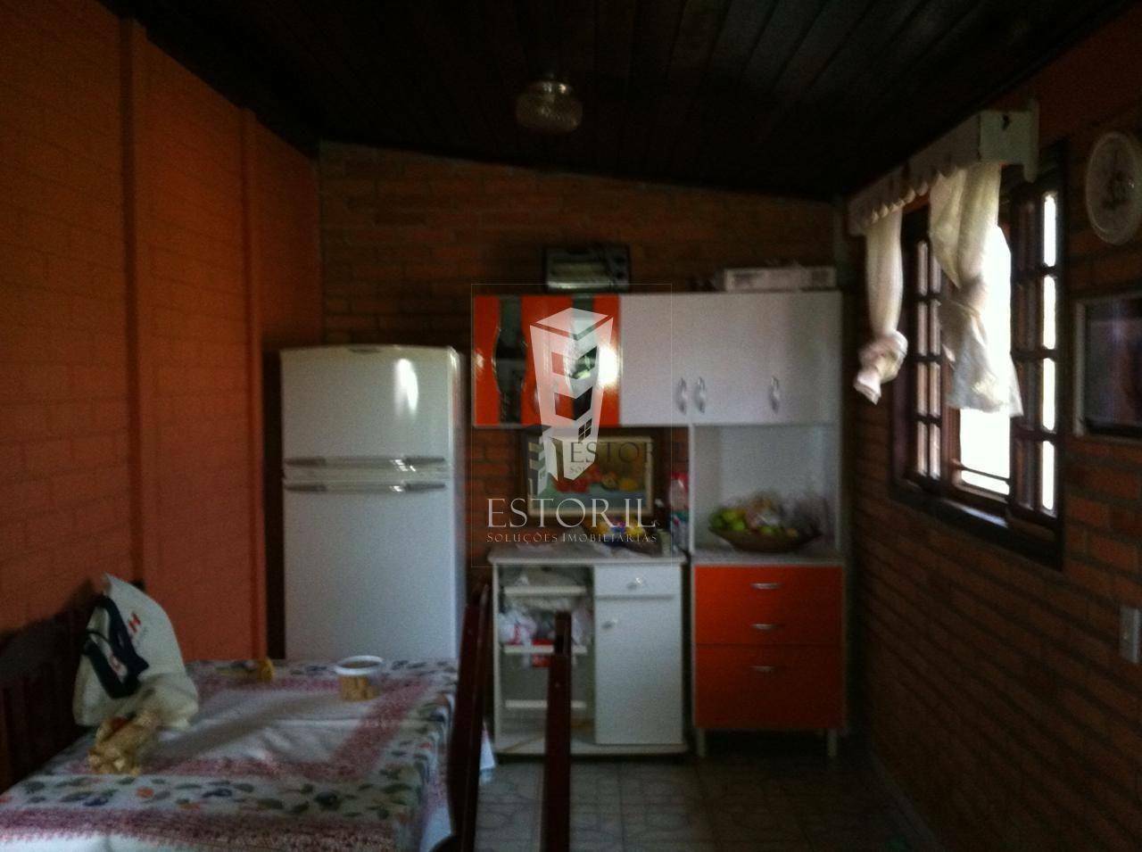 Casa à venda com 3 quartos, 80m² - Foto 8