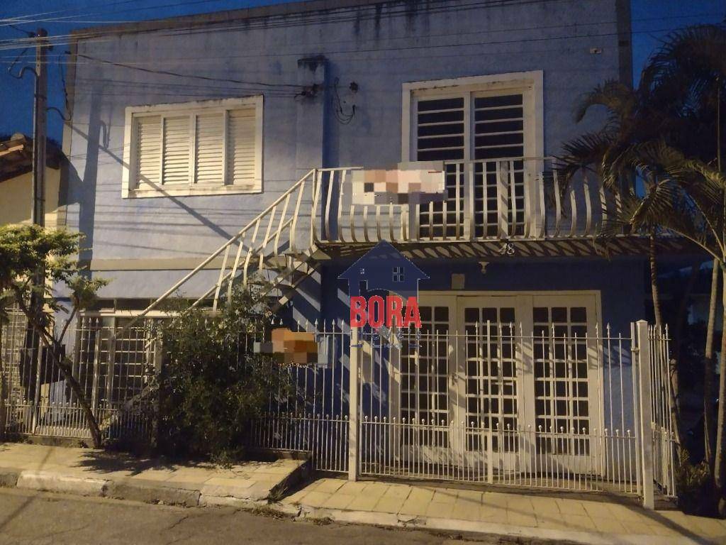 Casa à venda e aluguel com 3 quartos, 140m² - Foto 4