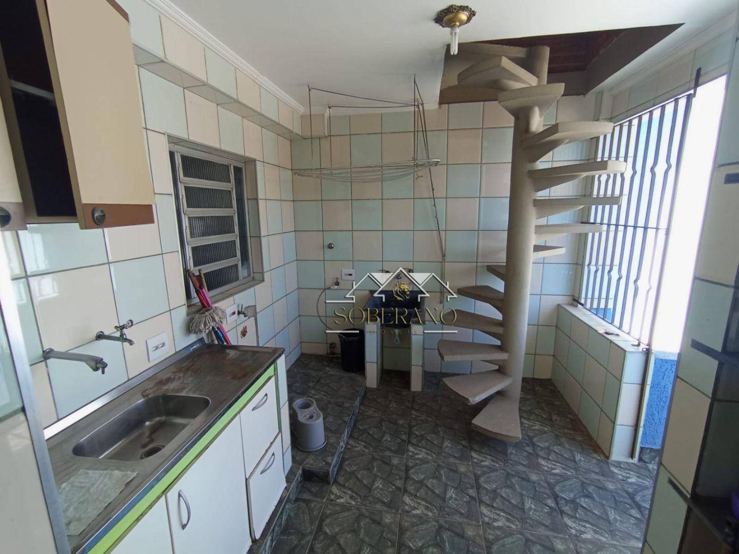Sobrado à venda e aluguel com 3 quartos, 303m² - Foto 5
