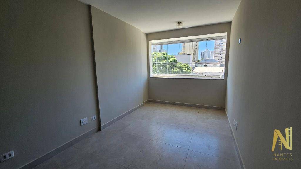 Apartamento à venda com 3 quartos, 106m² - Foto 1