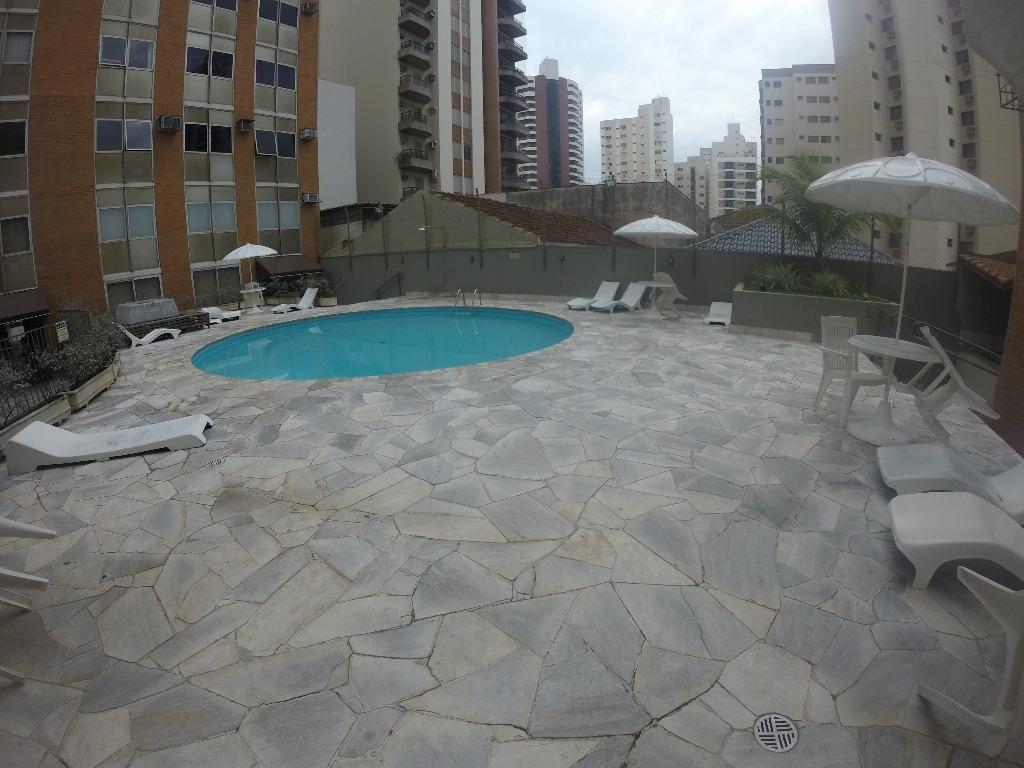 Apartamento à venda e aluguel com 2 quartos, 70m² - Foto 5