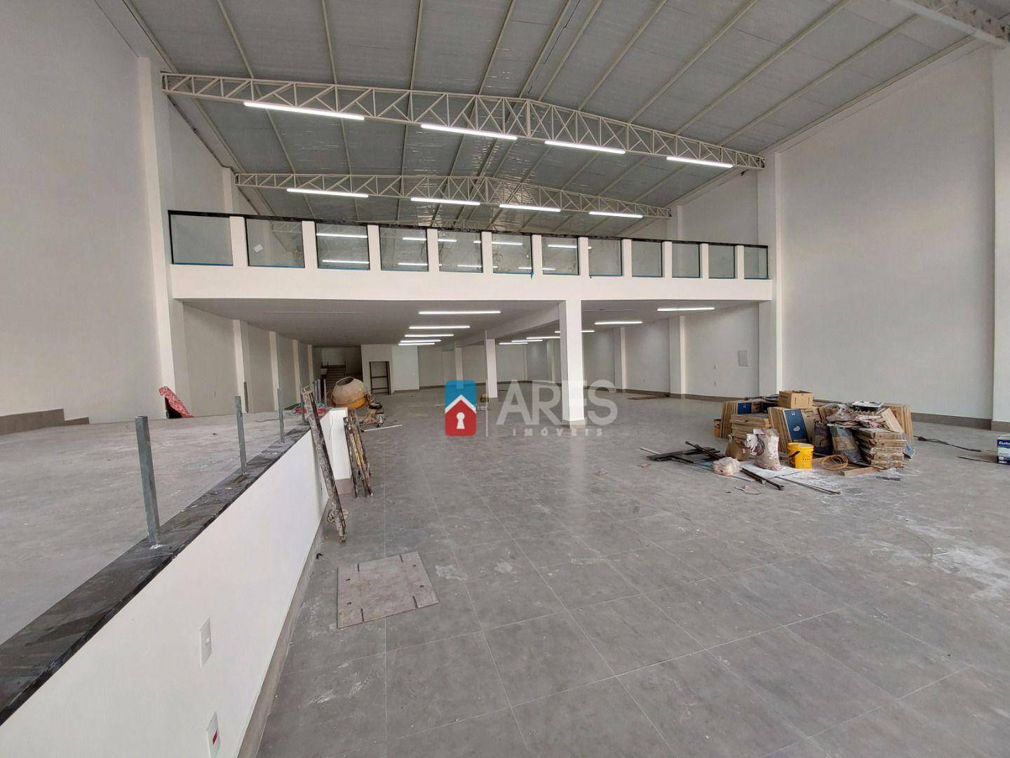 Loja-Salão para alugar, 1230m² - Foto 3