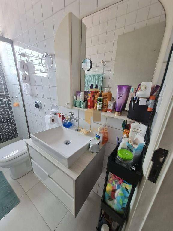 Apartamento à venda com 2 quartos, 66m² - Foto 12