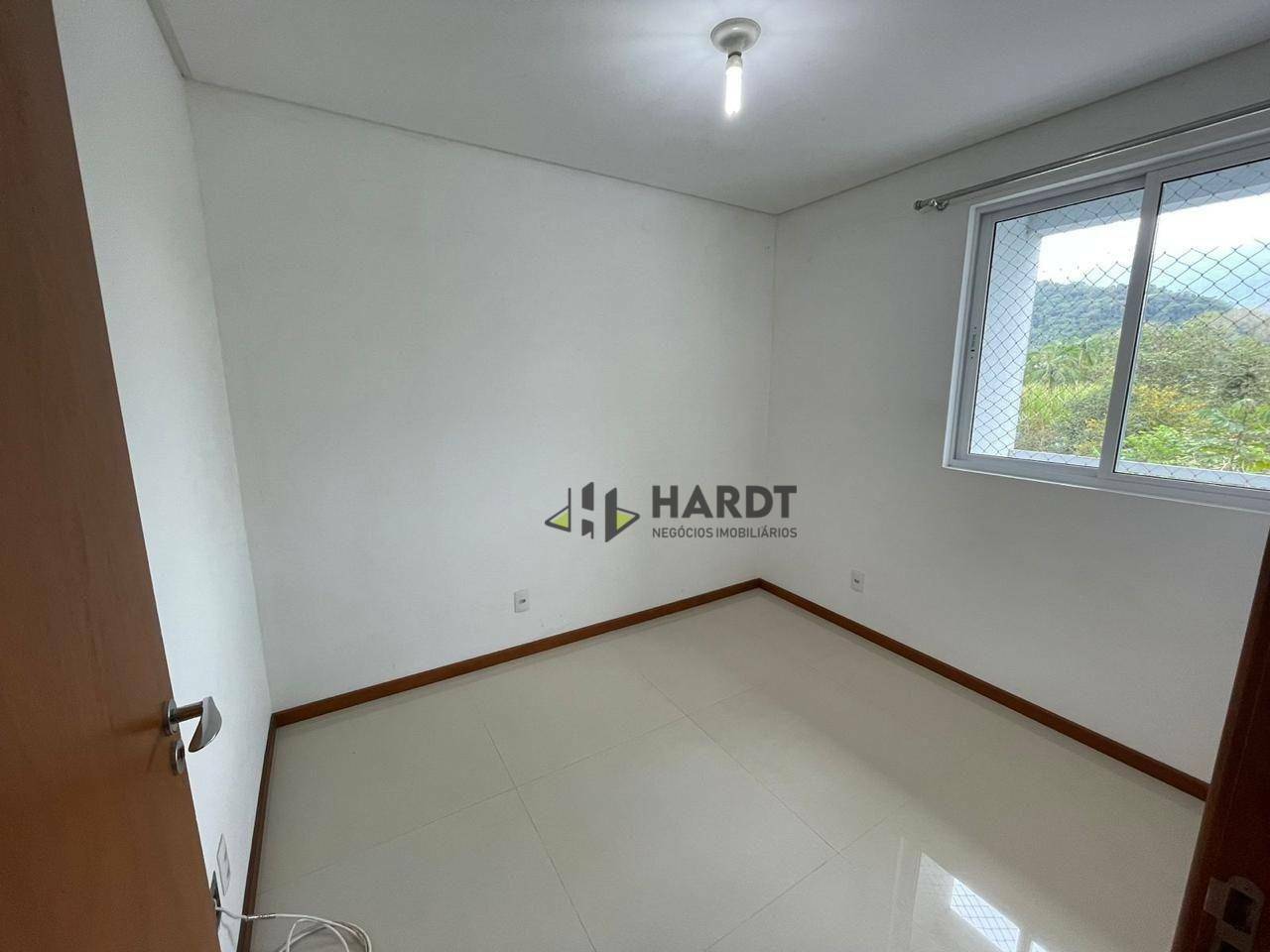 Apartamento à venda com 2 quartos, 69m² - Foto 6