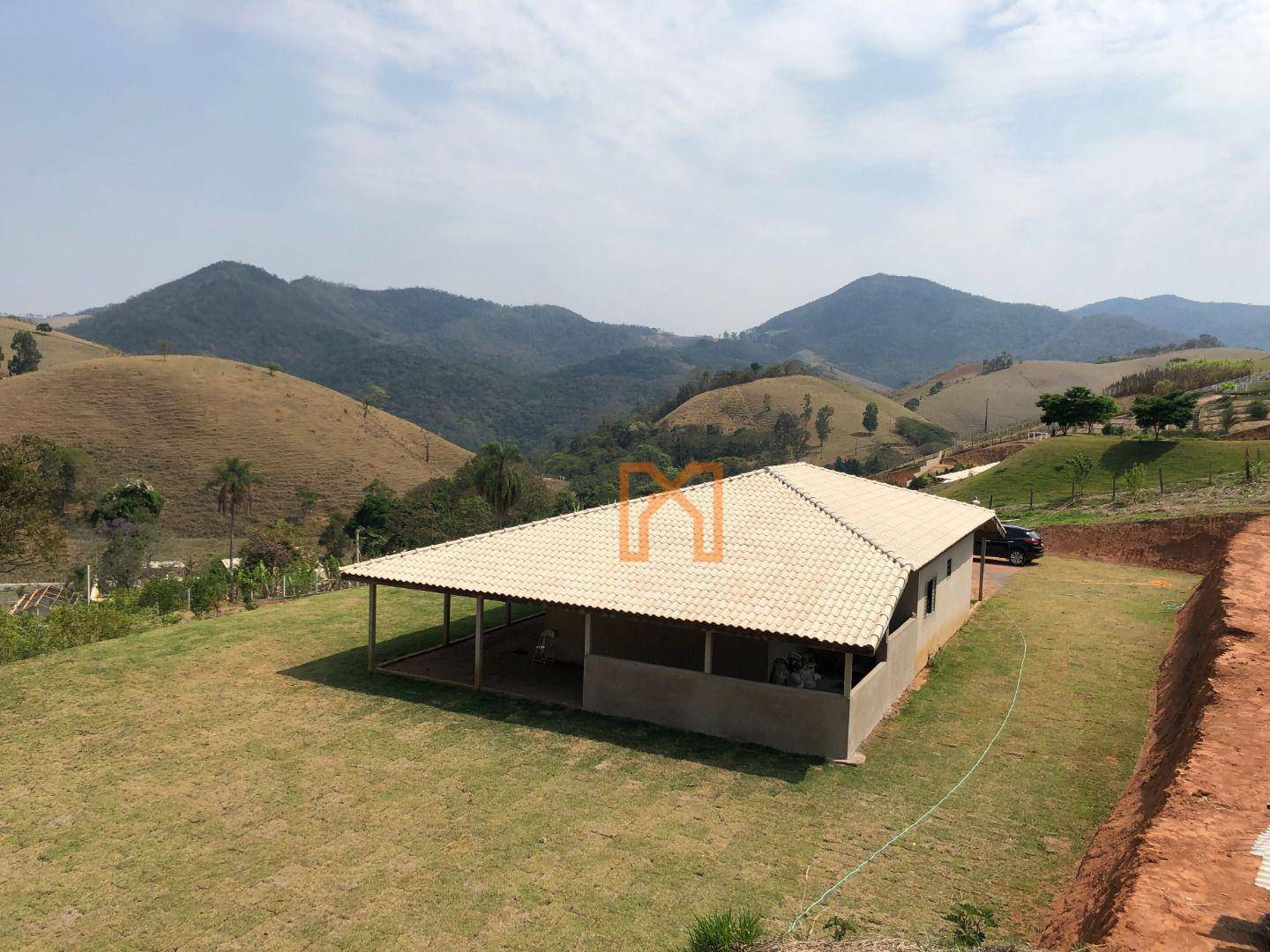 Sítio à venda com 3 quartos, 17000M2 - Foto 1