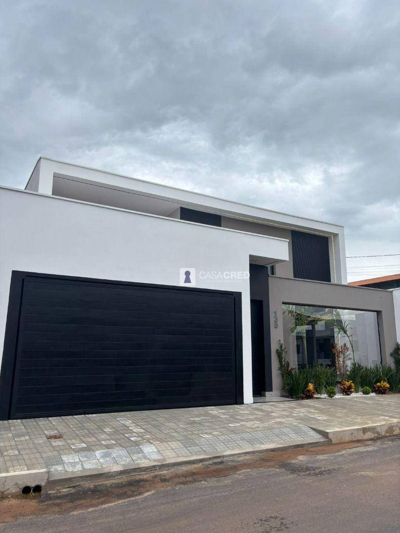 Casa, 3 quartos, 152 m² - Foto 1