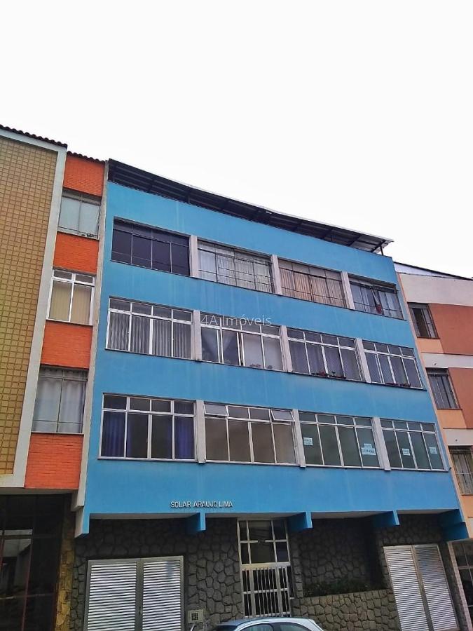 Apartamento à venda com 3 quartos, 90m² - Foto 1