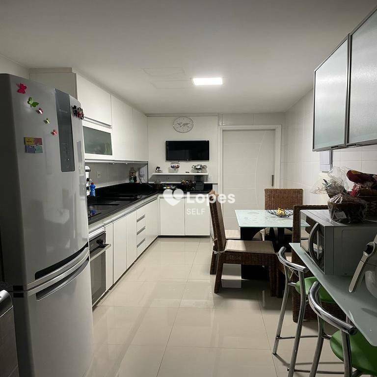 Apartamento à venda com 4 quartos, 133m² - Foto 9