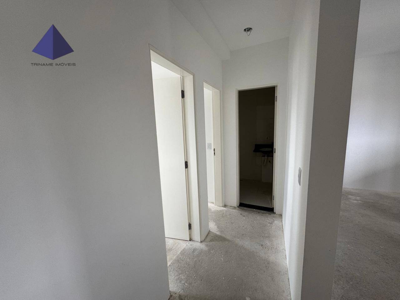 Apartamento à venda com 2 quartos, 40m² - Foto 2