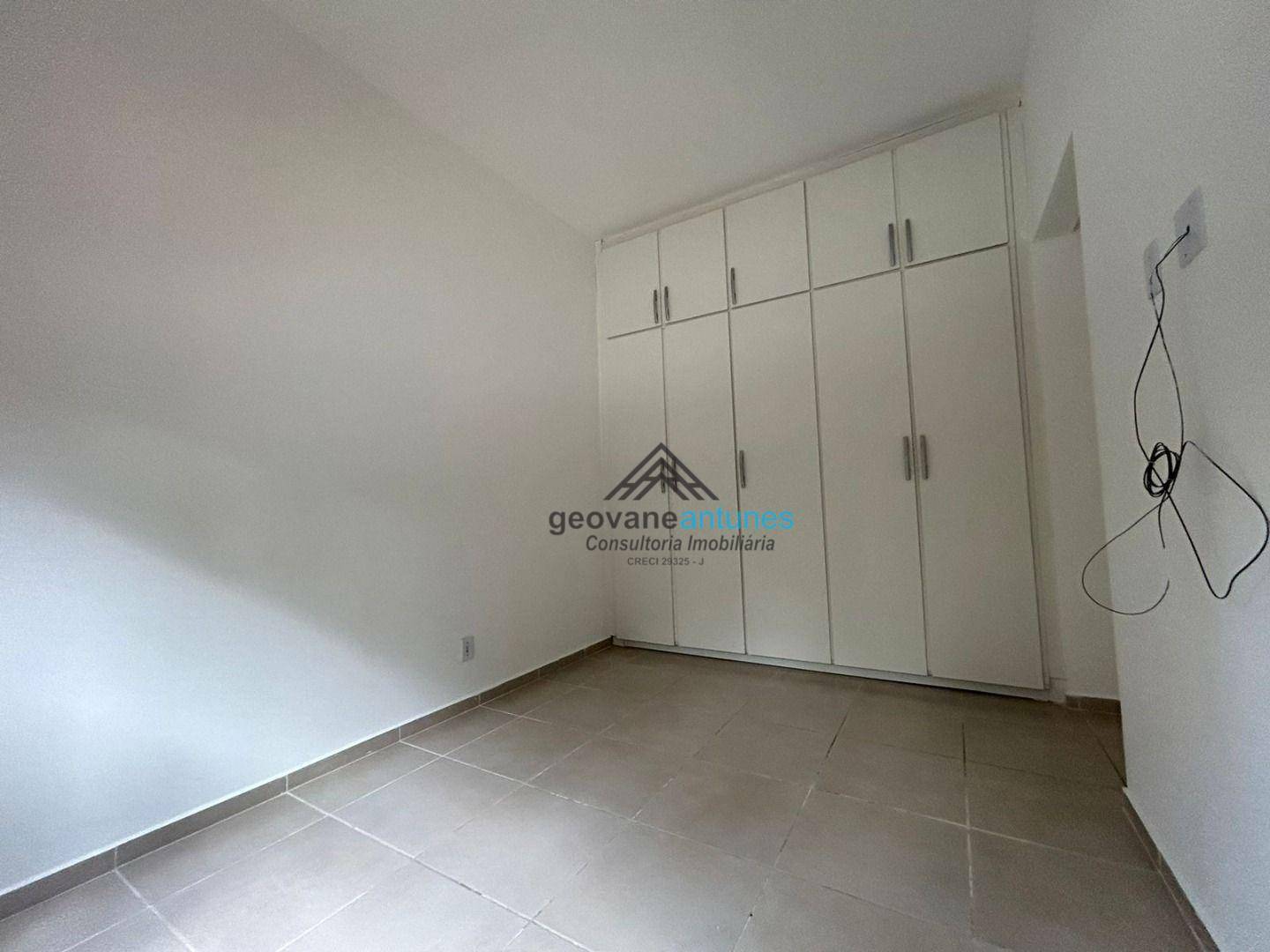 Apartamento à venda com 2 quartos, 62m² - Foto 6