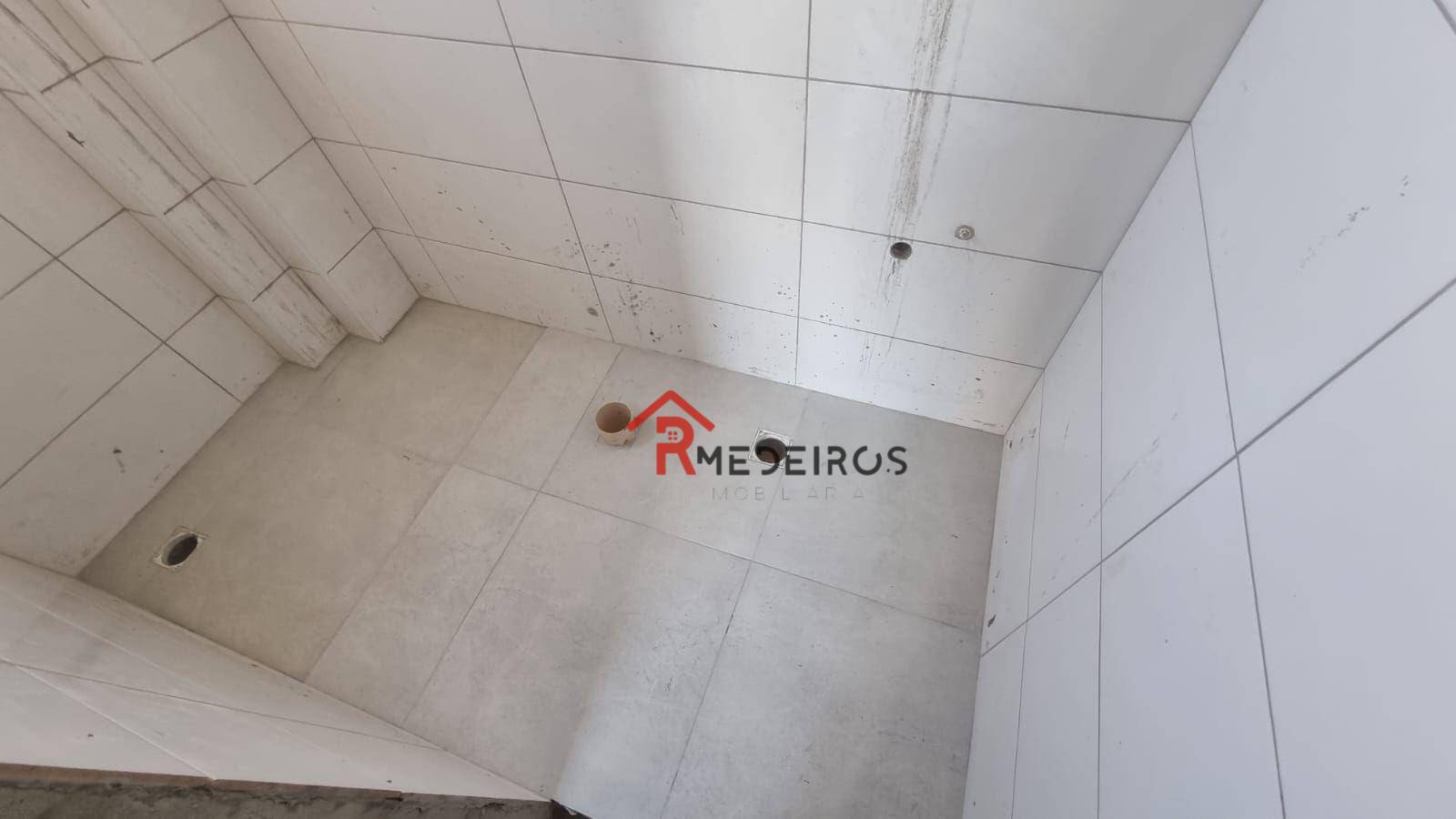 Apartamento à venda com 2 quartos, 75m² - Foto 11