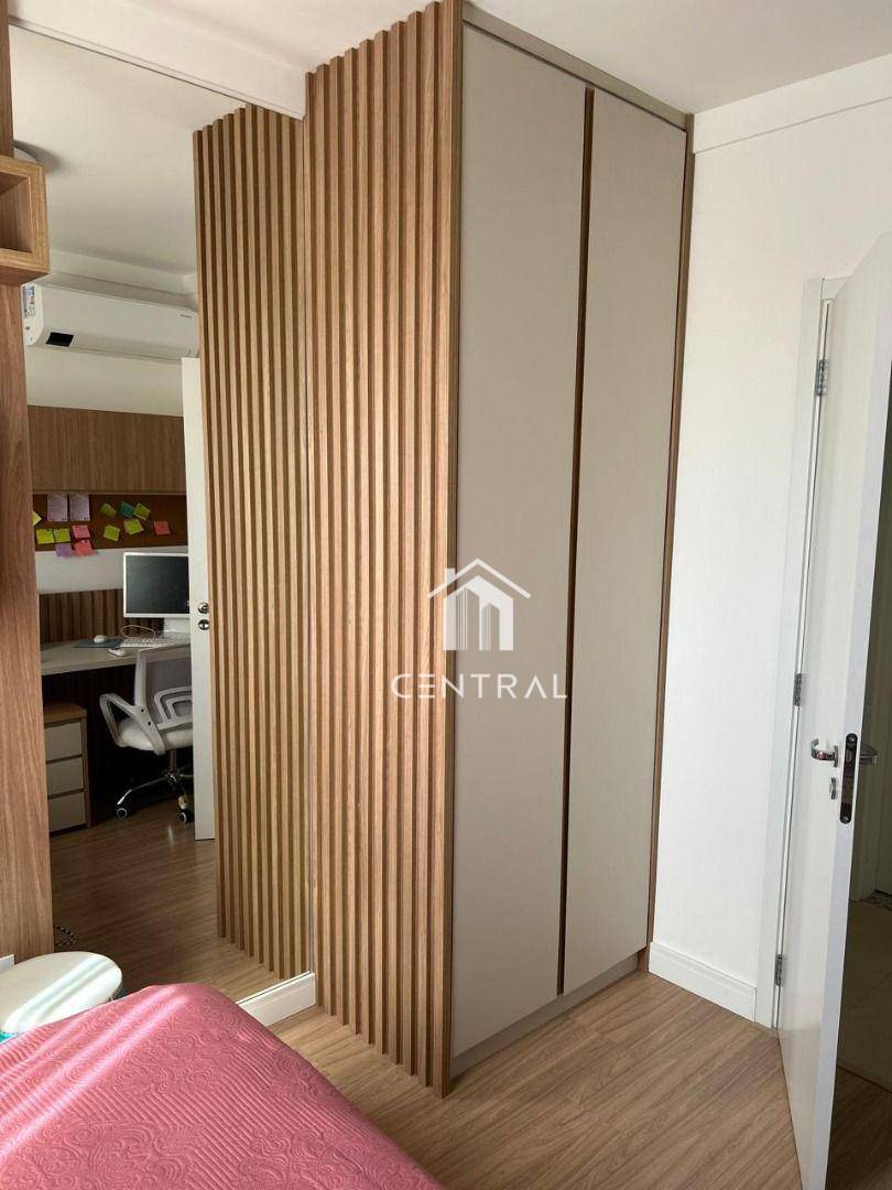 Apartamento à venda com 2 quartos, 67m² - Foto 14