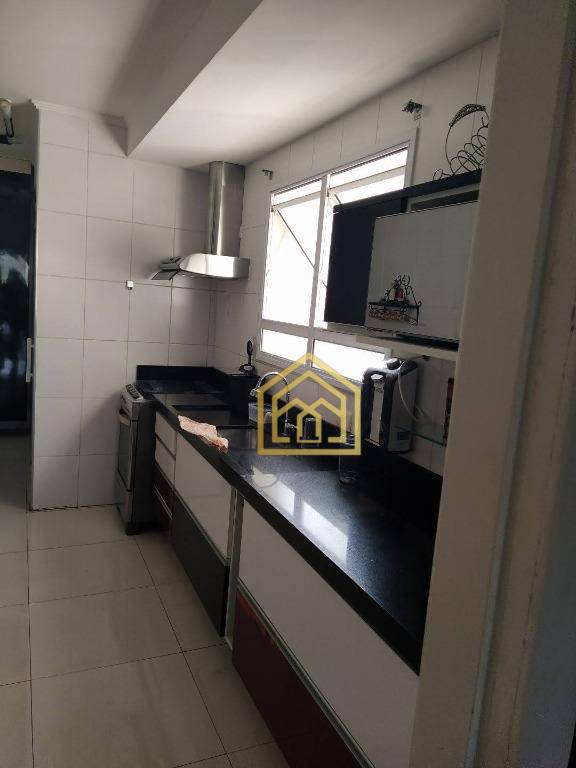 Apartamento à venda com 3 quartos, 106m² - Foto 9