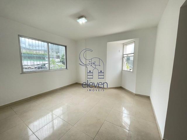 Apartamento à venda com 4 quartos, 249m² - Foto 4