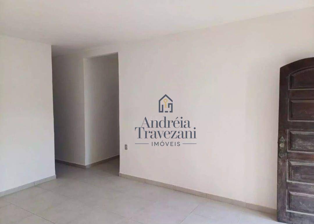 Casa à venda com 5 quartos, 167m² - Foto 2