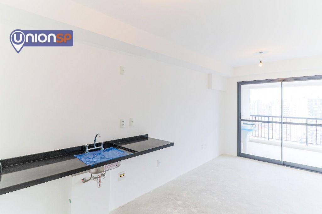 Apartamento à venda com 1 quarto, 42m² - Foto 1