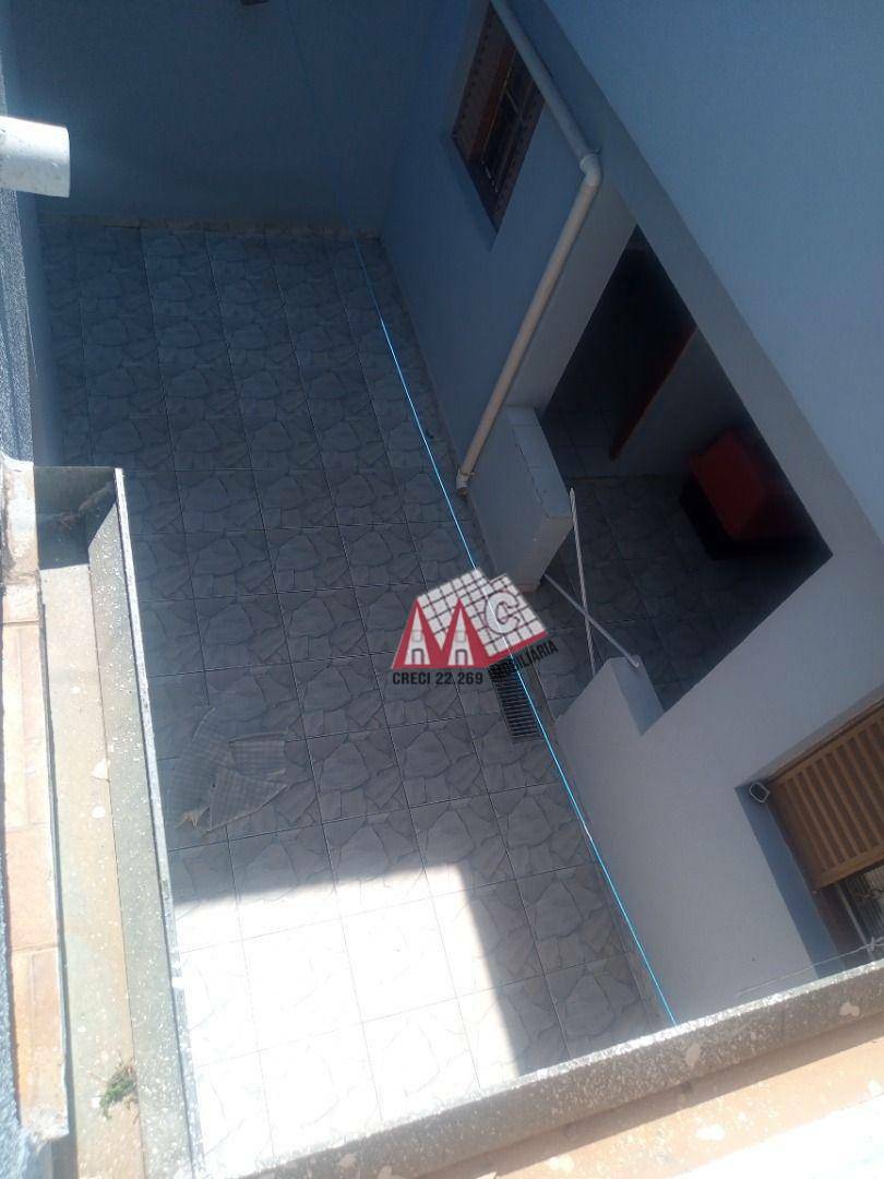 Sobrado à venda com 4 quartos, 230m² - Foto 12