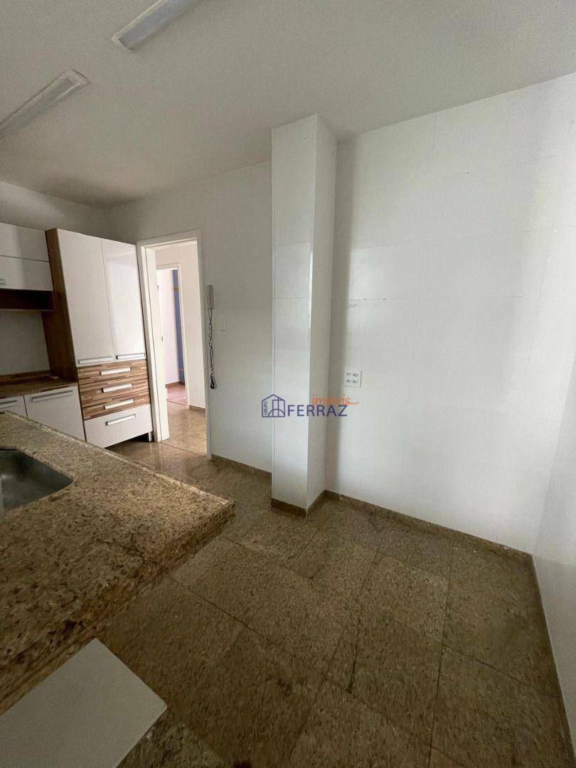 Apartamento à venda com 3 quartos, 100m² - Foto 13