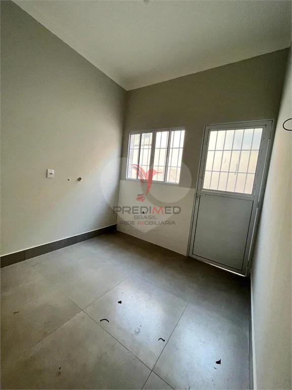 Casa à venda com 2 quartos, 235m² - Foto 8