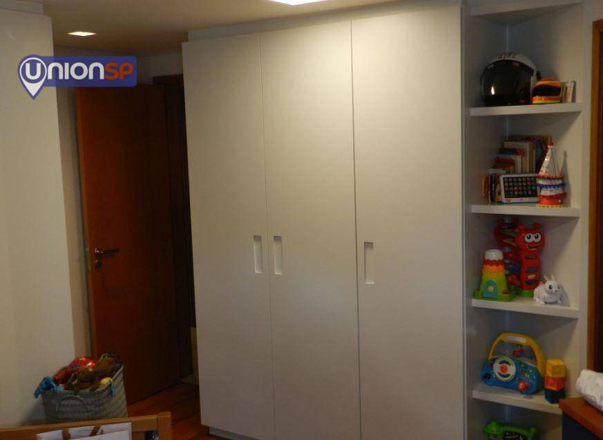 Apartamento à venda com 3 quartos, 140m² - Foto 6