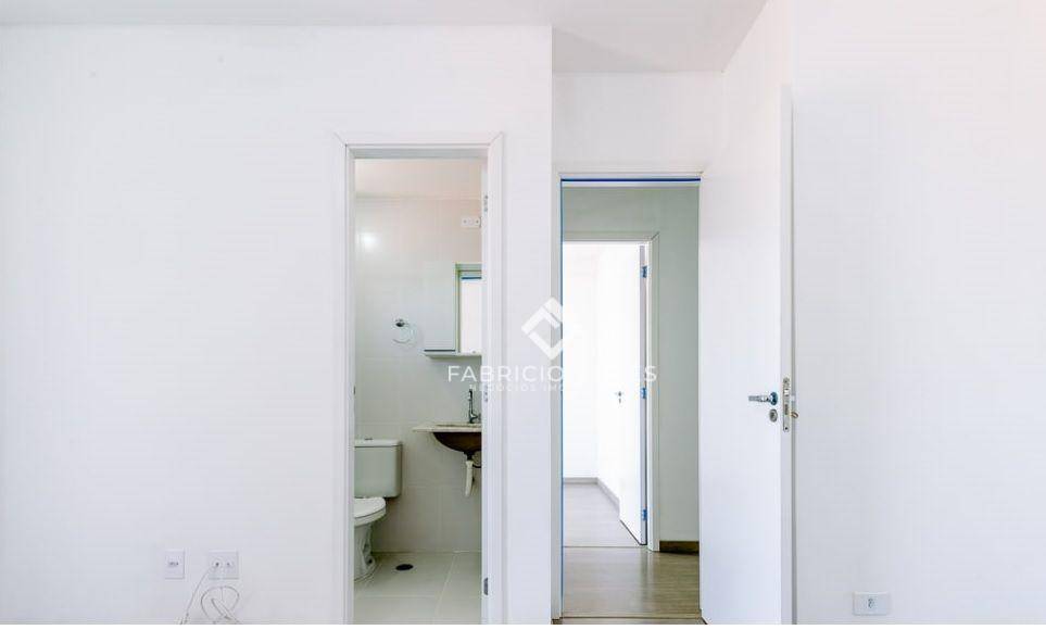 Apartamento à venda com 3 quartos, 80m² - Foto 25