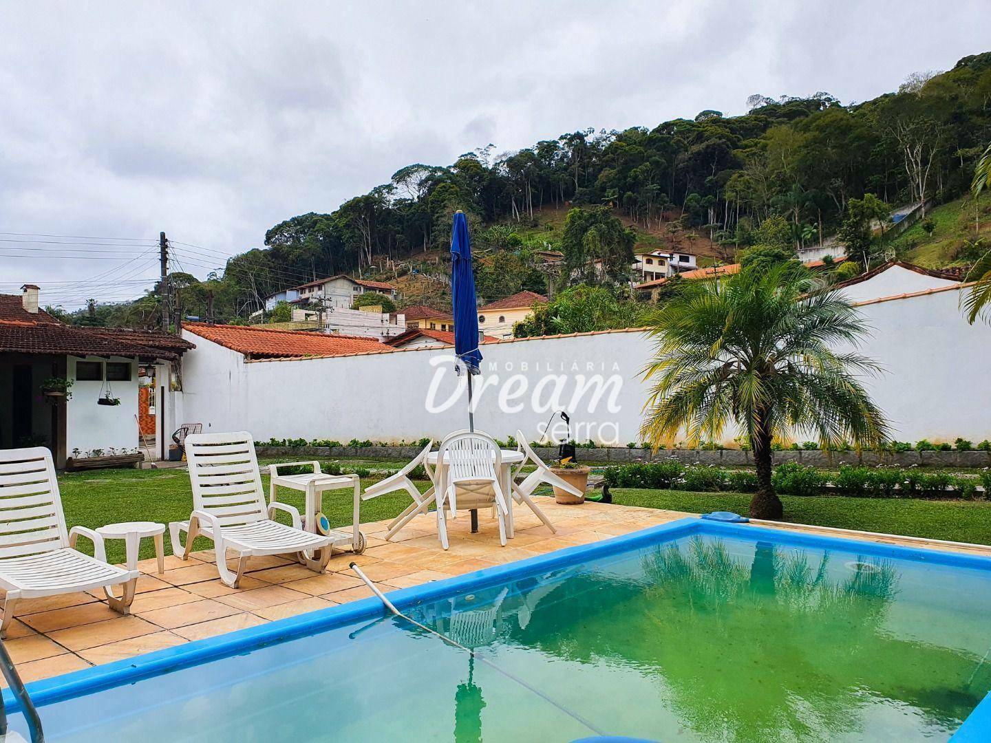 Casa à venda com 5 quartos, 243m² - Foto 10