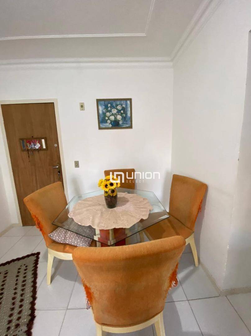 Apartamento à venda com 2 quartos, 78m² - Foto 4