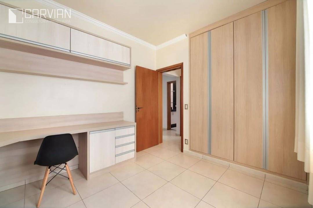 Casa de Condomínio à venda com 3 quartos, 250m² - Foto 22