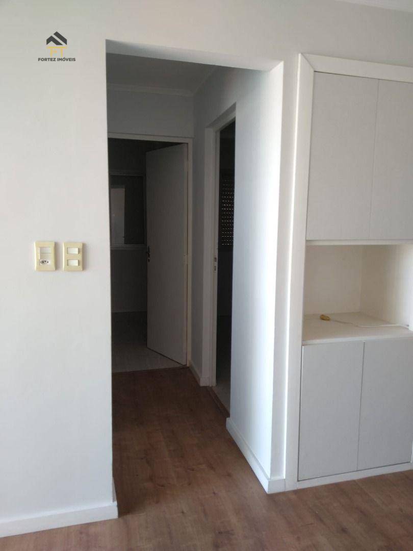 Apartamento para alugar com 2 quartos, 35m² - Foto 6