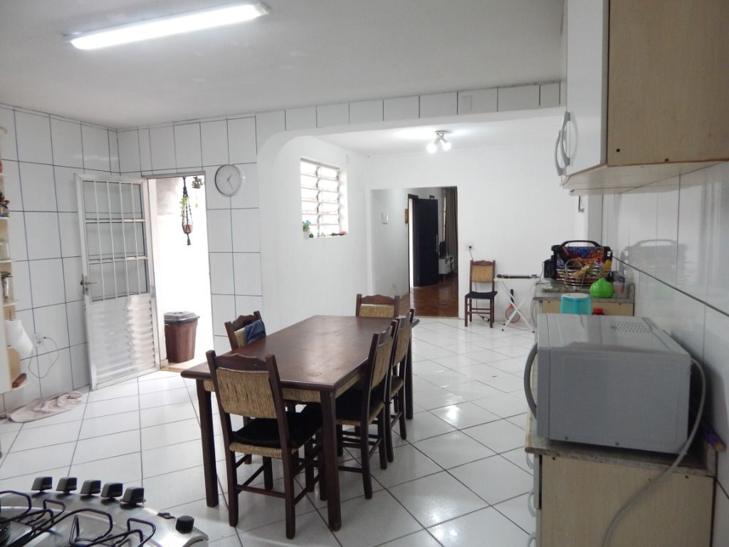 Sobrado à venda com 4 quartos, 250m² - Foto 11