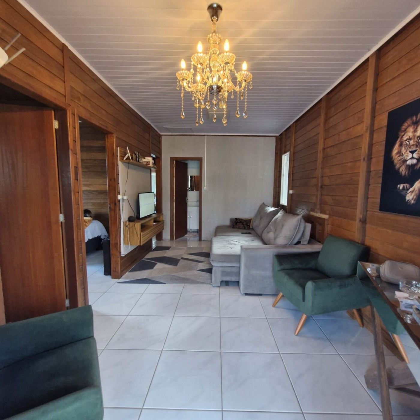 Casa à venda com 3 quartos, 420m² - Foto 1