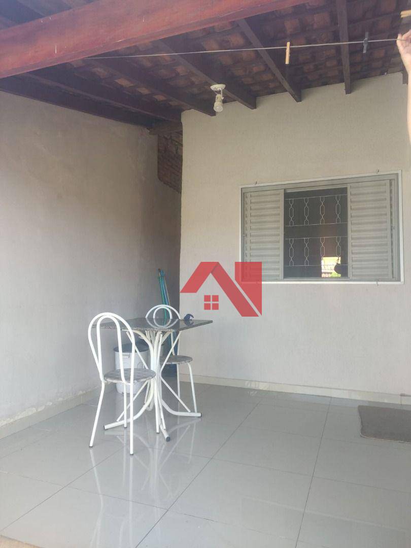 Casa à venda com 5 quartos, 180m² - Foto 12