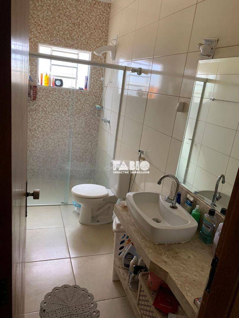 Casa à venda com 3 quartos, 180m² - Foto 7