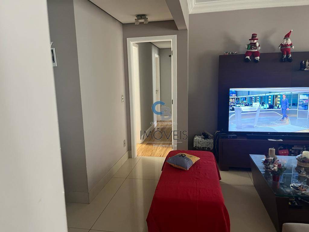 Apartamento à venda com 3 quartos, 164m² - Foto 6