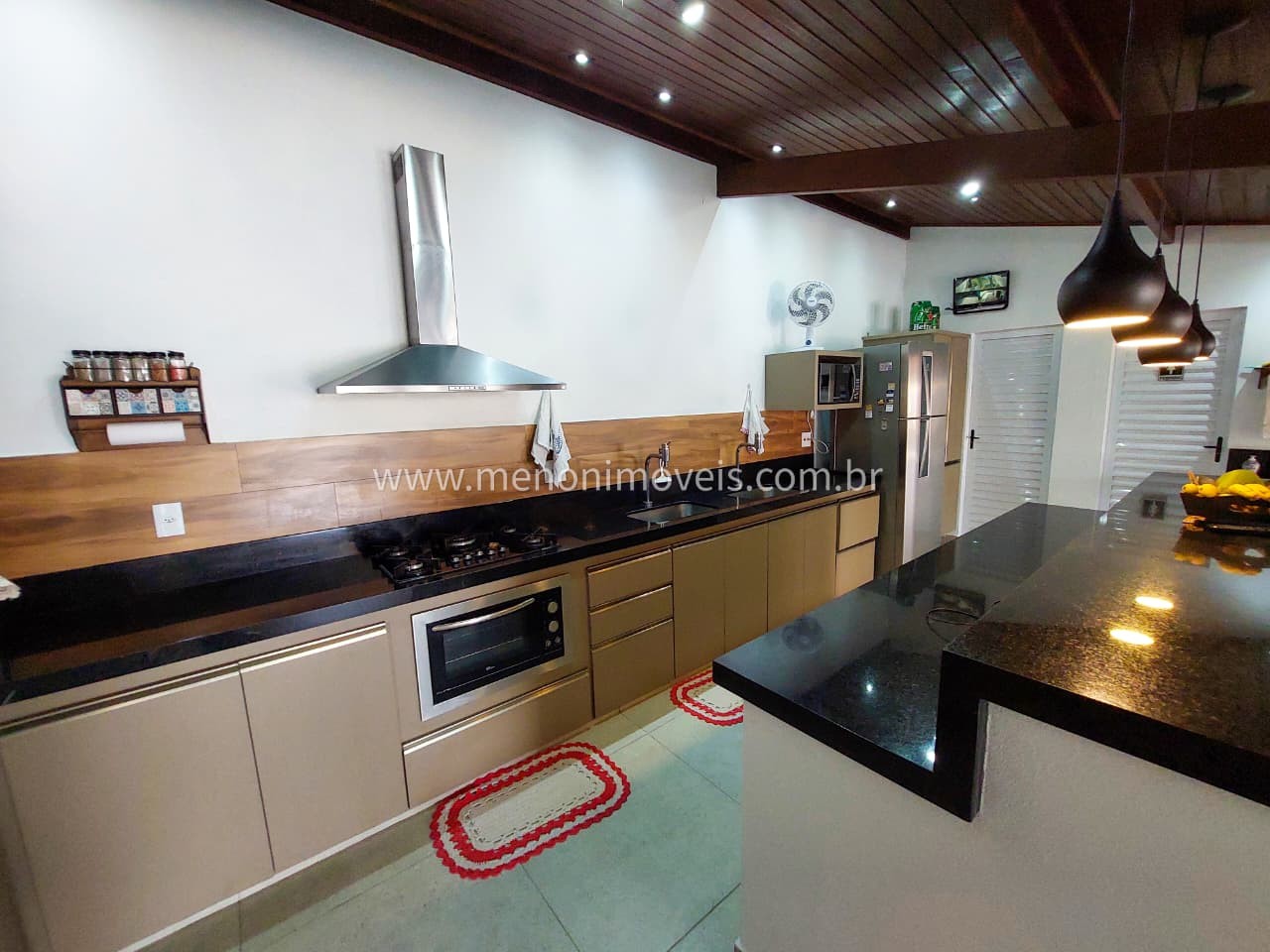 Chácara à venda com 2 quartos, 1290m² - Foto 7