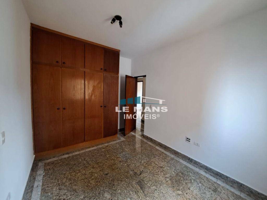 Apartamento para alugar com 3 quartos, 88m² - Foto 13