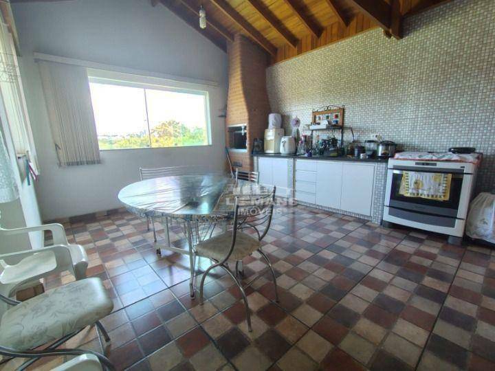 Casa à venda com 6 quartos, 296m² - Foto 21