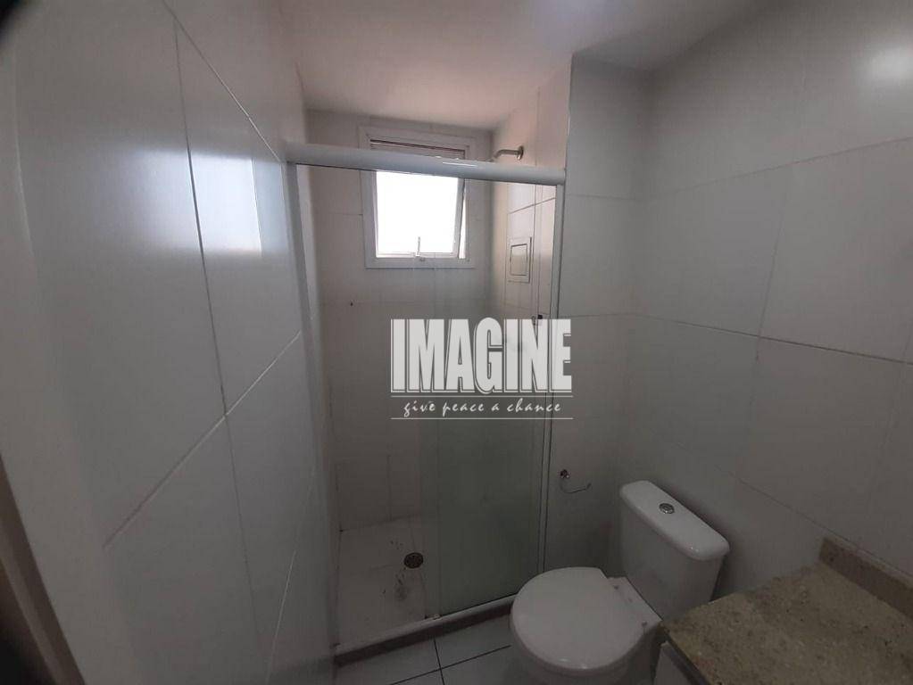 Apartamento à venda com 2 quartos, 71m² - Foto 18