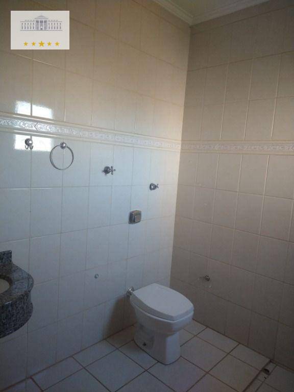 Sobrado à venda com 3 quartos, 227m² - Foto 9