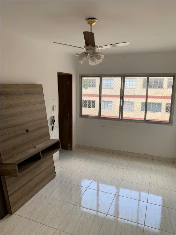 Apartamento para alugar com 1 quarto, 45m² - Foto 3