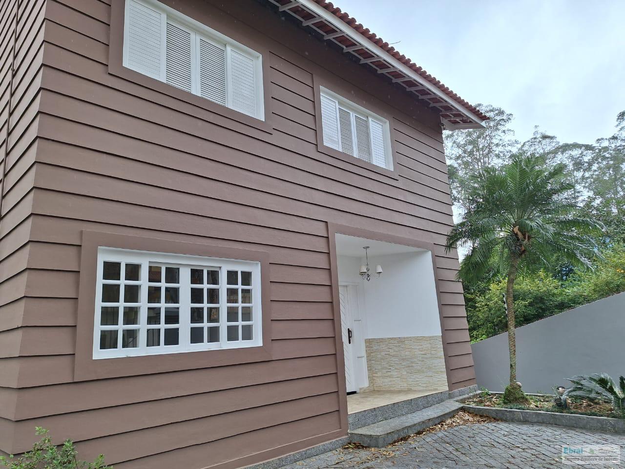 Casa à venda com 3 quartos, 300m² - Foto 2