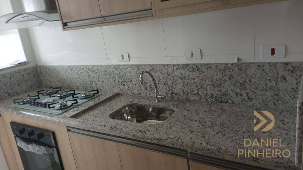 Apartamento à venda com 2 quartos, 70m² - Foto 8