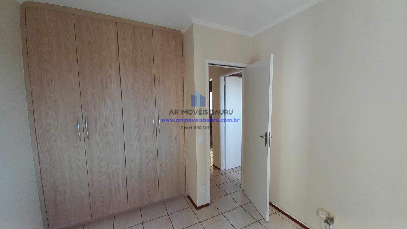 Apartamento à venda com 3 quartos, 76m² - Foto 11